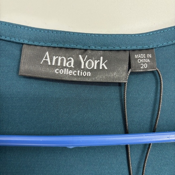 Arna York Womens Size 20 Zip Front Pullover Blouse Teal Blue Gold Tone 3/4 Sleev - Picture 5 of 10